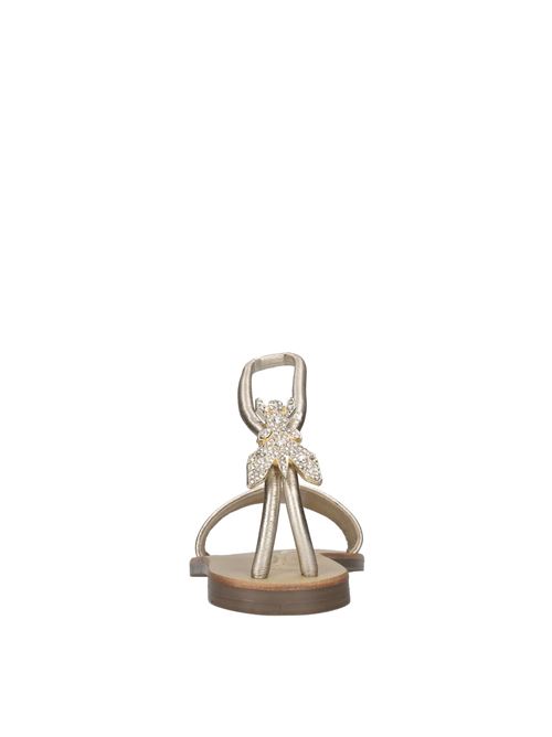 Sandali flat in pelle PATRIZIA PEPE | PPJ331 LAM.PLATINO